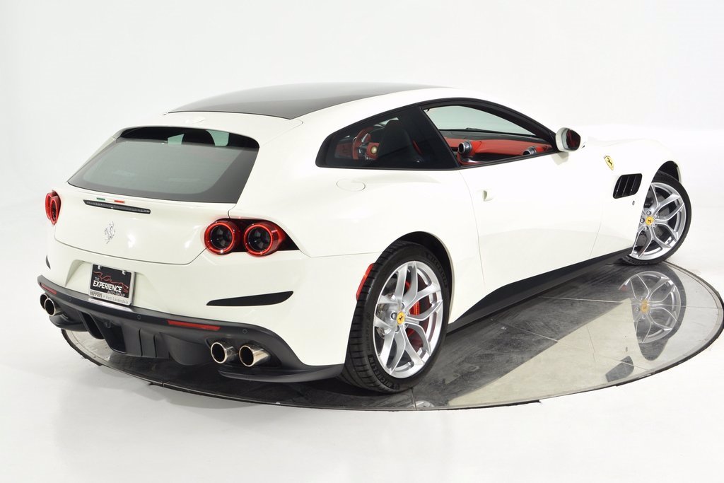 2019 ferrari gtc4lusso price